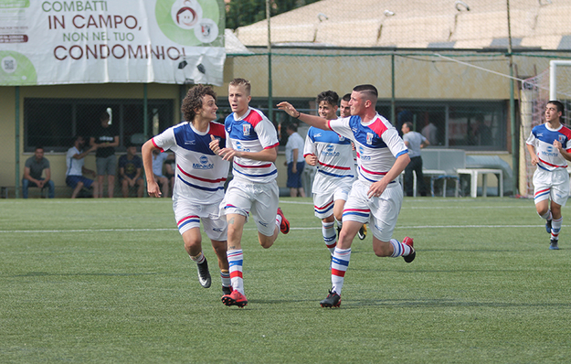 Felici esulta dopo il 2-1 ©De Cesaris