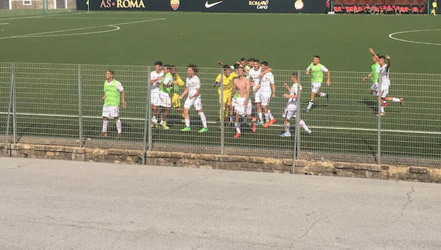 L&apos;esultanza di Meo per il 3-2