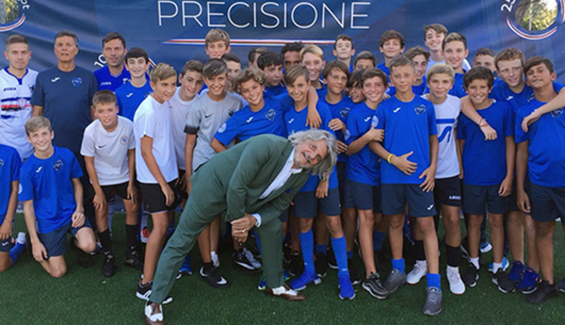 Futbolclub Next Generation, Ferrero con i giovani calciatori ©sampdoria.it