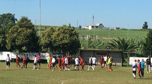 Torrenova-Romulea, saluto a fine partita ©GazReg