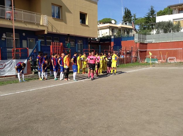 L&apos;entrata in campo delle due squadra ©SuioUfficioStampa