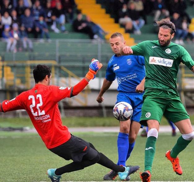 Ferdinando Sforzini in gol contro l&apos;Ostiamare