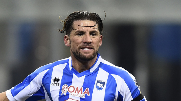 Guglielmo Stendardo nell&apos;ultima stagione da professionista con la maglia del Pescara (foto GazzaMercato)