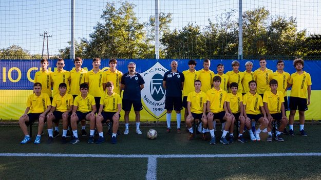 Il gruppo Under 16 del Fonte Meravigliosa ©Facebook della società