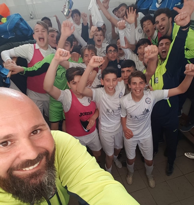 Selfie vittoria dallo spogliatoio Dabliu