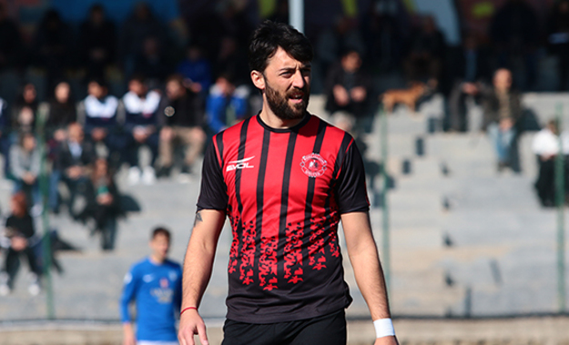 Moretti, autore di due gol ©Conti