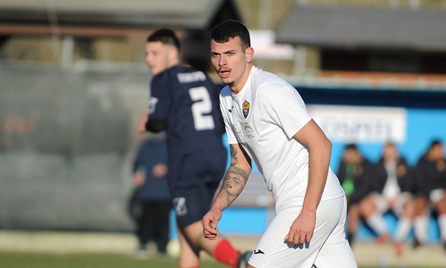 Esposito, in gol ©Del Gobbo