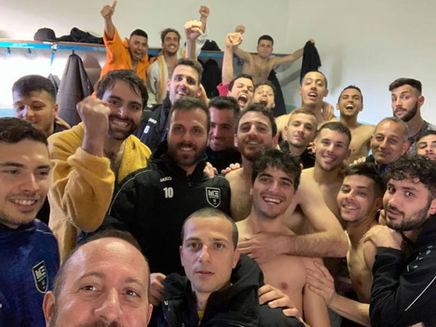 Il selfie vittoria