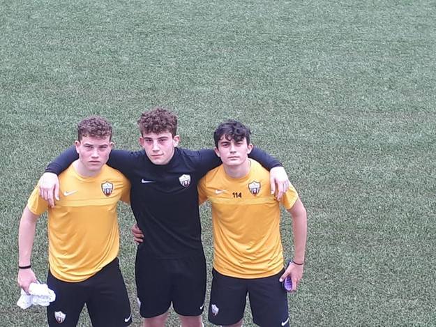I tre ragazzi in prova