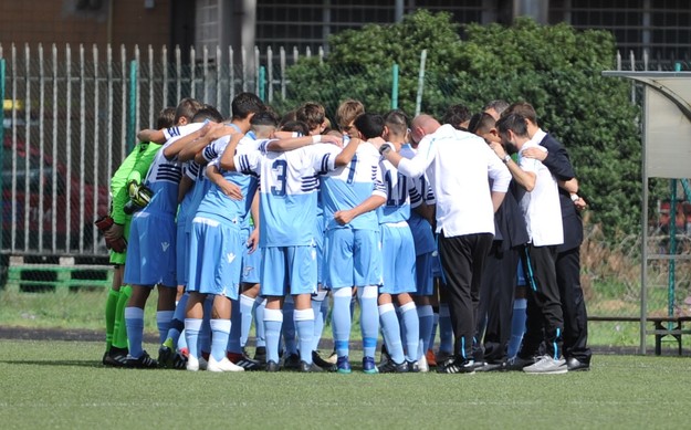 L&apos;abbraccio della Lazio ©Del Gobbo
