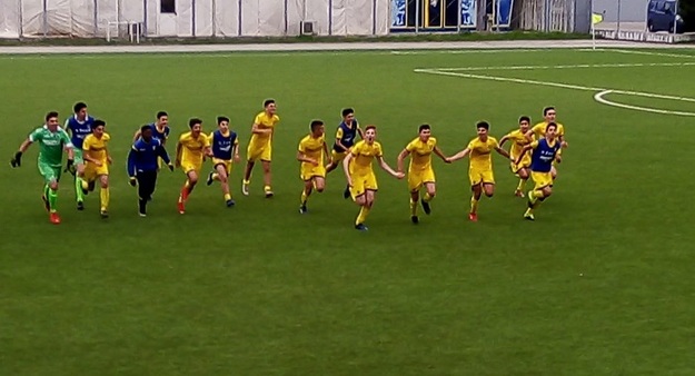 Al Frosinone basta lo 0-0: gialloblù in semifinale!