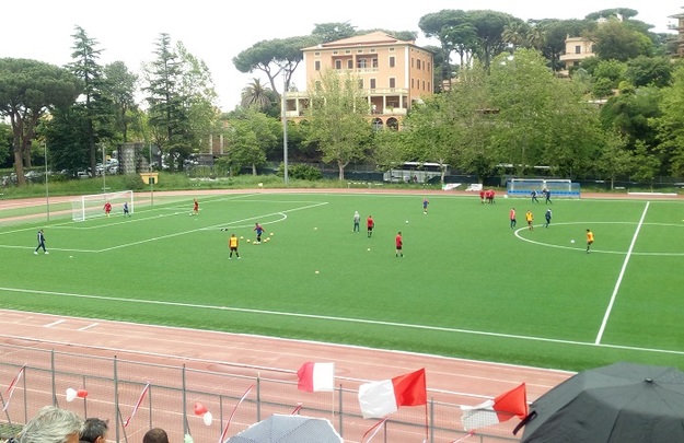 Squadre in campo per il riscaldamento