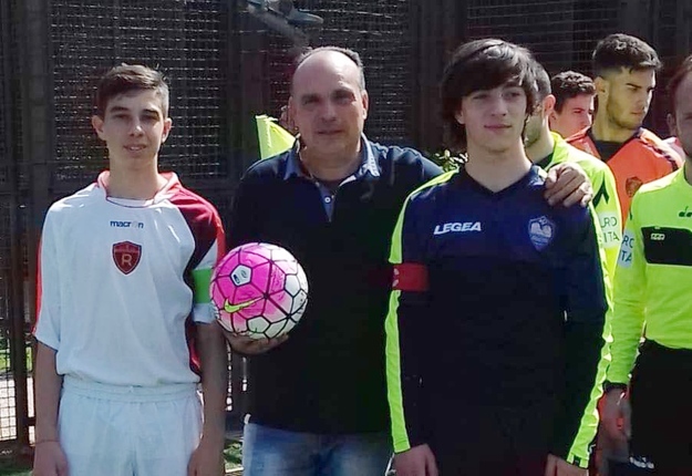 I capitani della prima gara insieme a Mauro Federici