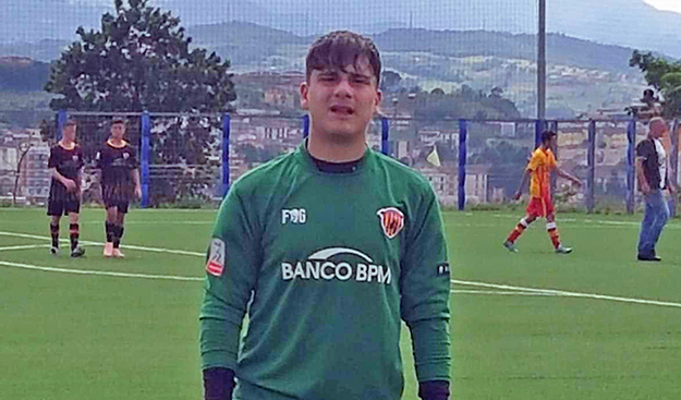 Ficorella con la maglia del Benevento