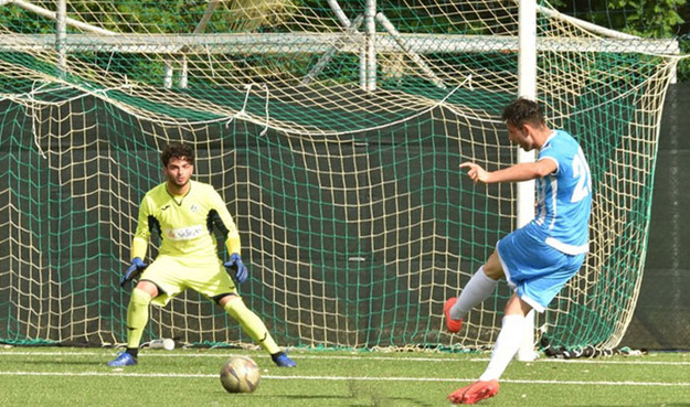 Aprilia, Martinelli al tiro contro l&apos;Avellino ©Ricci